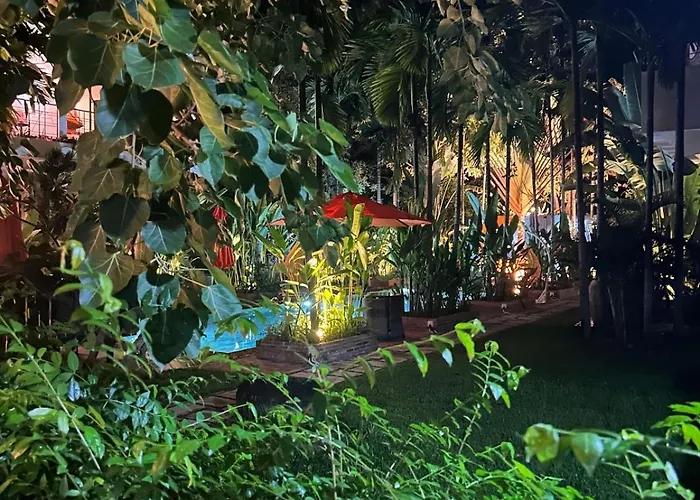 Duplex, 1br Loft, King Bed, Pool, Garden, Sony Soundbar Siem Reap