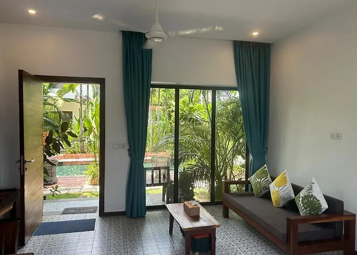 Duplex, 1br Loft, King Bed, Pool, Garden, Sony Soundbar Siem Reap