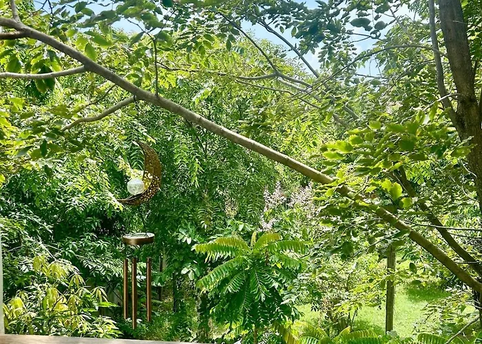 Duplex, 1br Loft, King Bed, Pool, Garden, Sony Soundbar Dom wakacyjny Siem Reap